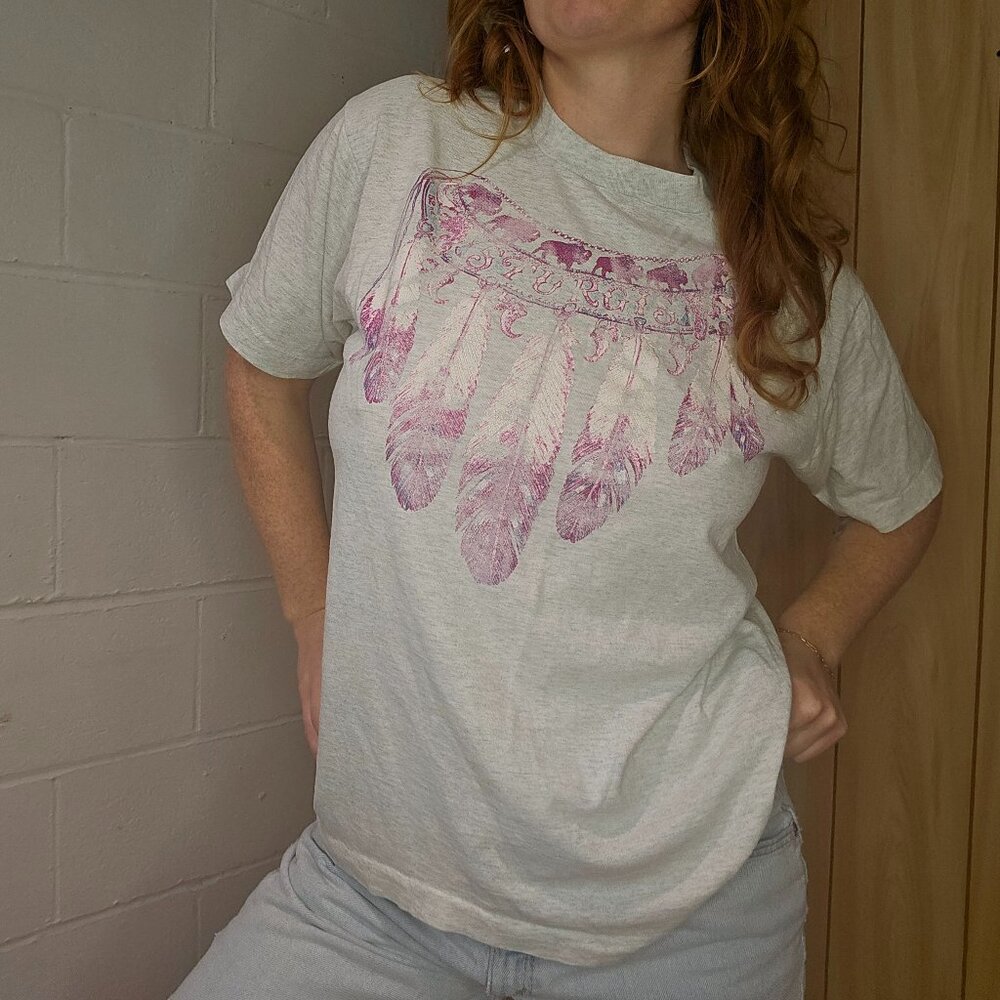1992 Sturgis Motorcycle Motoboho Bikercore Alt Indie Rally Feather Logo Tshirt